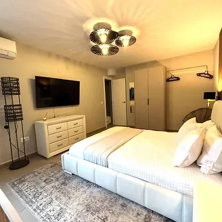 Luxury With Stunning Mediterranean And