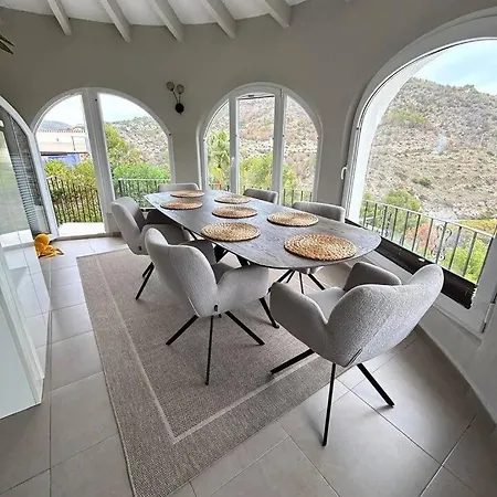 Luxury With Stunning Mediterranean And فيلة