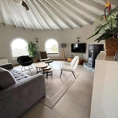 فيلة Luxury With Stunning Mediterranean And